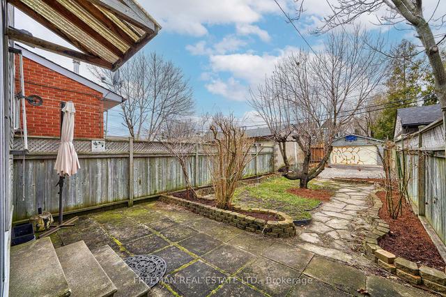 124 Yarmouth Rd, House detached with 3 bedrooms, 2 bathrooms and 2 parking in Toronto ON | Image 21