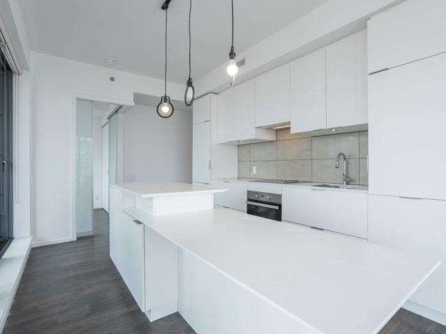 3110 - 5 St Joseph St, Condo with 2 bedrooms, 2 bathrooms and 1 parking in Toronto ON | Image 9