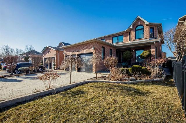 24 Sicilia St, House detached with 4 bedrooms, 4 bathrooms and 4 parking in Vaughan ON | Image 23