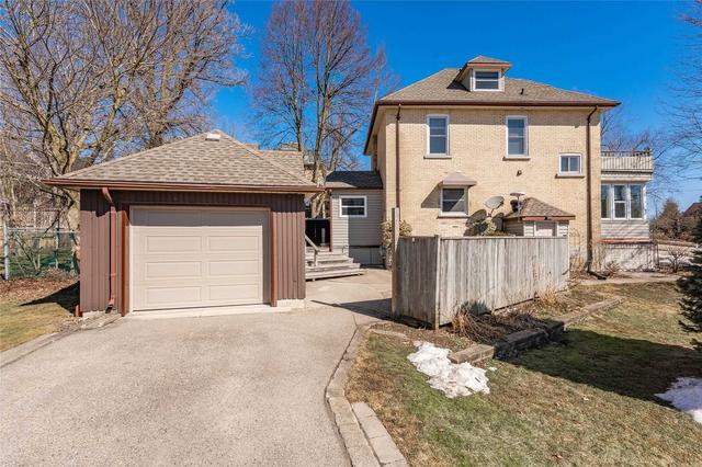 10 St Vincent St N, House detached with 3 bedrooms, 4 bathrooms and 10 parking in Stratford ON | Image 36