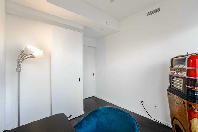 2711 - 5 Soudan Ave, Condo with 2 bedrooms, 2 bathrooms and 1 parking in Toronto ON | Image 9