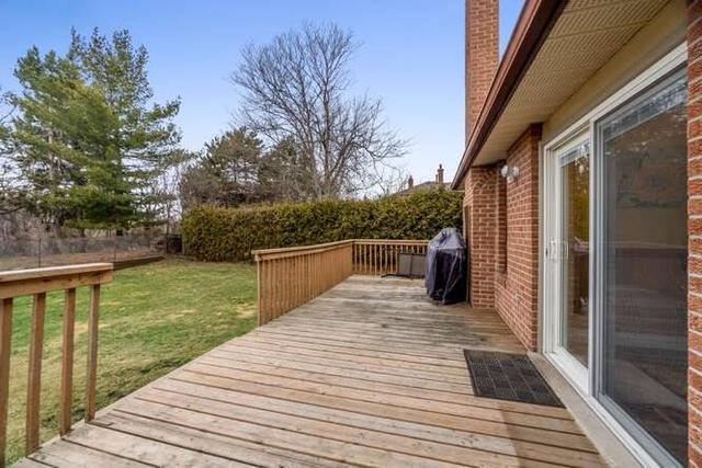 28 Dawnridge Tr, House detached with 4 bedrooms, 4 bathrooms and 6 parking in Brampton ON | Image 17