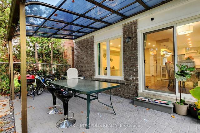 119 Deanscroft Sq, House detached with 4 bedrooms, 3 bathrooms and 6 parking in Toronto ON | Image 31