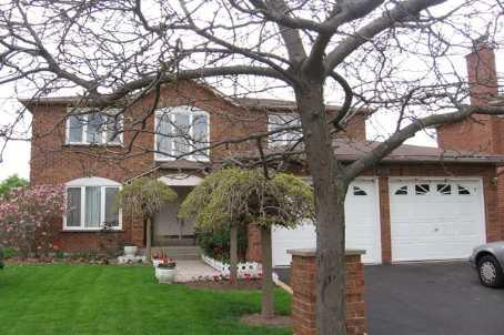124 Vogan Pl, House detached with 4 bedrooms, 4 bathrooms and 4 parking in Oakville ON | Image 2