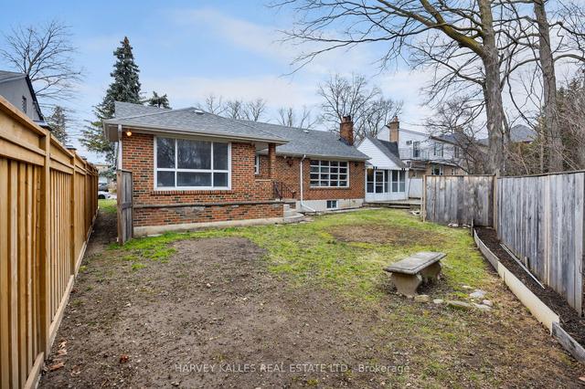 43 Greenbrook Dr, House detached with 2 bedrooms, 2 bathrooms and 3 parking in Toronto ON | Image 13