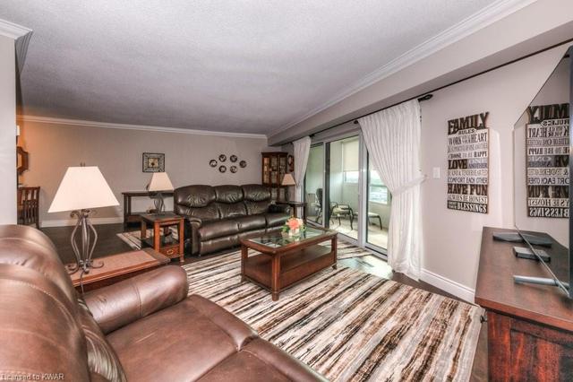 804 - 250 Glenridge Drive, House attached with 3 bedrooms, 2 bathrooms and 1 parking in Waterloo ON | Image 9