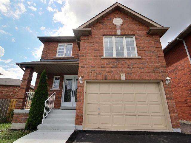 802 Clemens Cres, House detached with 3 bedrooms, 4 bathrooms and 4 parking in Mississauga ON | Image 1
