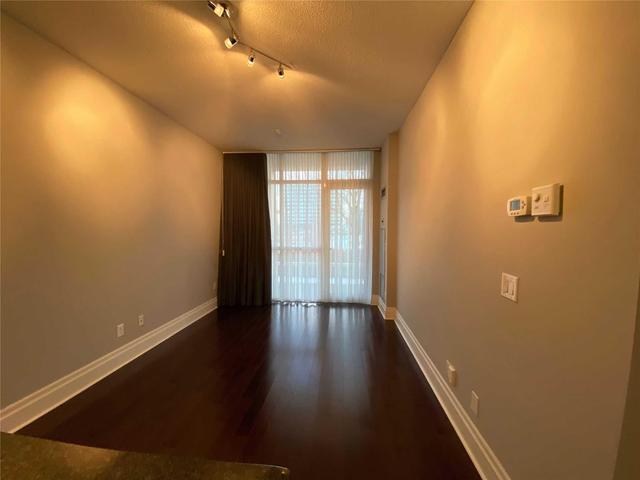 105 - 57 Upper Duke Cres, Condo with 1 bedrooms, 2 bathrooms and 2 parking in Markham ON | Image 3
