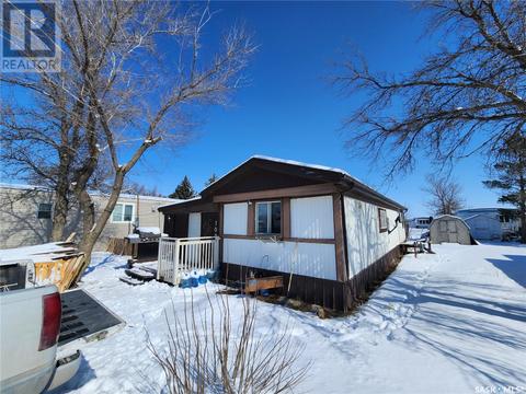 109 Larch Street, Home with 2 bedrooms, 1 bathrooms and null parking in Caronport SK | Card Image