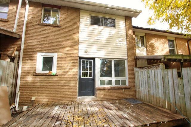 189 Lindsay St S, House attached with 4 bedrooms, 1 bathrooms and 3 parking in Kawartha Lakes ON | Image 13