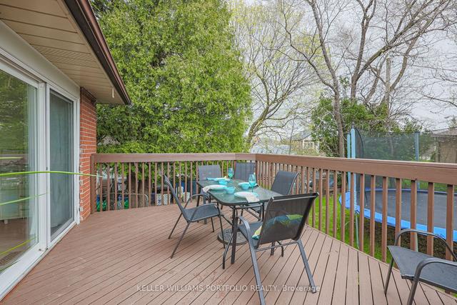 24 Jardine Pl, House detached with 3 bedrooms, 2 bathrooms and 4 parking in Toronto ON | Image 33