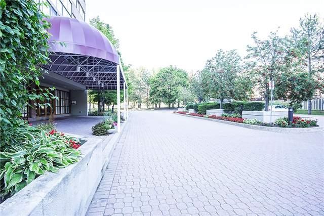 uph 1 - 880 Dundas St W, Condo with 1 bedrooms, 1 bathrooms and 1 parking in Mississauga ON | Image 1