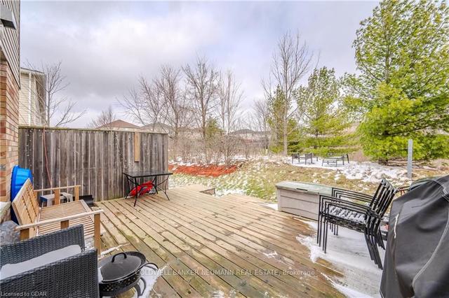 7 - 365 Watson Pkwy N, Townhouse with 3 bedrooms, 4 bathrooms and 2 parking in Guelph ON | Image 29