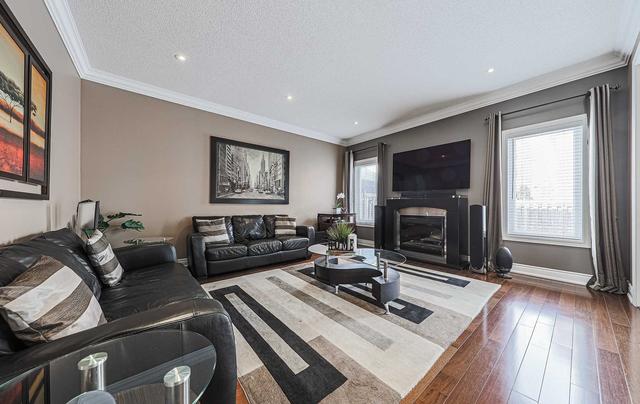 36 Foxwood Rd, House detached with 4 bedrooms, 4 bathrooms and 6 parking in Vaughan ON | Image 25