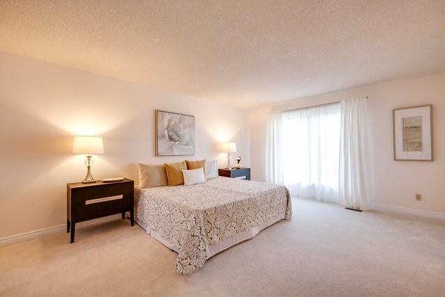 118 Huntington Park Dr, House detached with 4 bedrooms, 4 bathrooms and 4 parking in Markham ON | Image 16