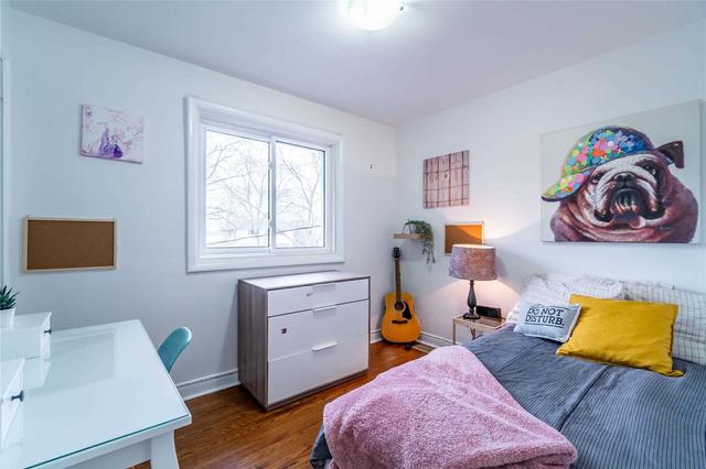 2425 Barclay Rd, House semidetached with 3 bedrooms, 2 bathrooms and 3 parking in Burlington ON | Image 8
