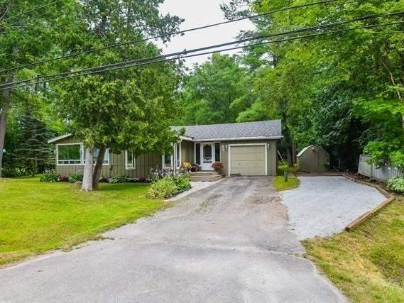 85 Maple Ave, House detached with 4 bedrooms, 1 bathrooms and 3 parking in Georgina ON | Image 1