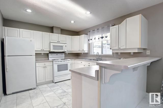 53 - 9630 176 St Nw, House attached with 3 bedrooms, 1 bathrooms and null parking in Edmonton AB | Image 14