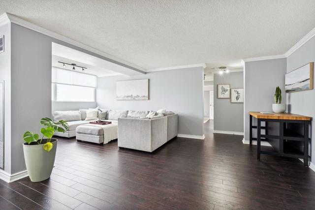 1201 - 3700 Kaneff Cres, Condo with 2 bedrooms, 2 bathrooms and 2 parking in Mississauga ON | Image 27