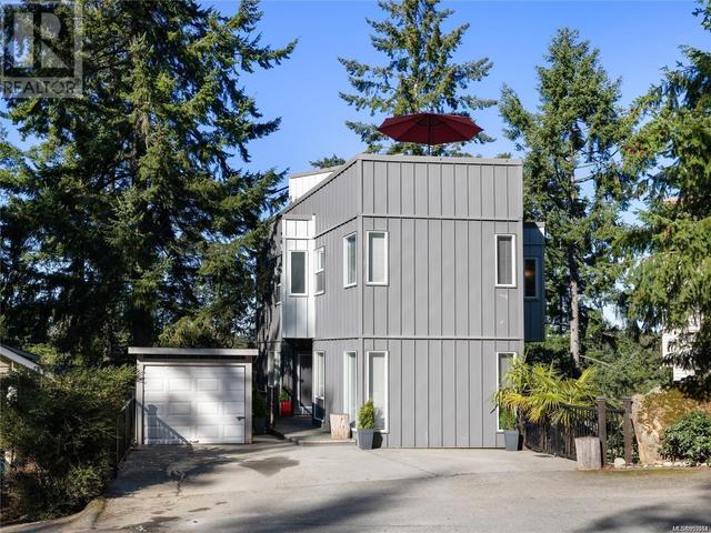 551 Charfinch Pl, House detached with 2 bedrooms, 2 bathrooms and 2 parking in Nanaimo BC | Image 2