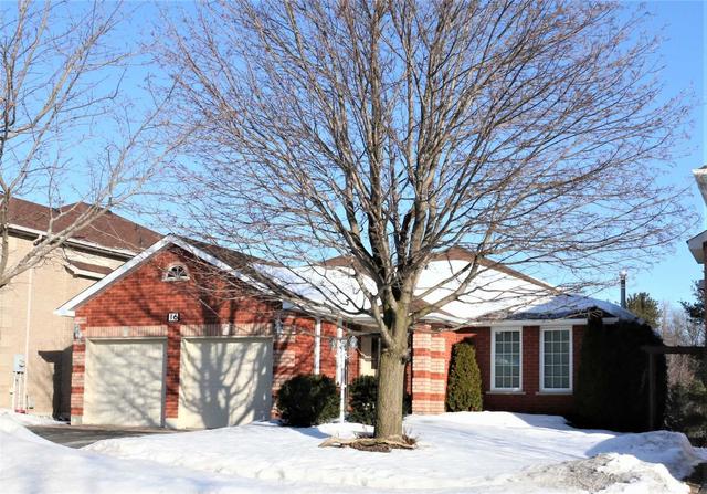16 Hubbert Cres, House detached with 3 bedrooms, 3 bathrooms and 5 parking in Barrie ON | Image 1