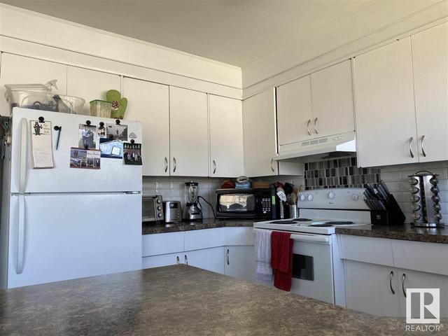 7312 79 Av Nw, House other with 5 bedrooms, 2 bathrooms and null parking in Edmonton AB | Image 21