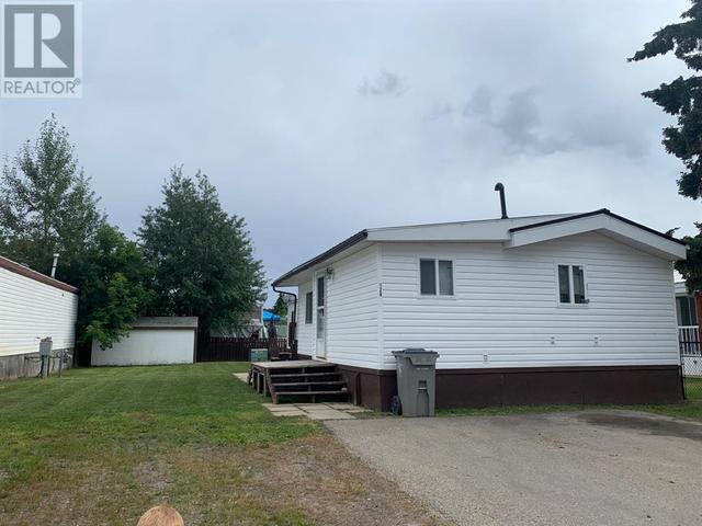 126 River Valley Estates, Home with 3 bedrooms, 1 bathrooms and 2 parking in Whitecourt AB | Image 1