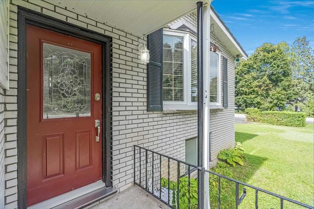 596 Mississaga St W, House detached with 4 bedrooms, 2 bathrooms and 9 parking in Orillia ON | Image 19