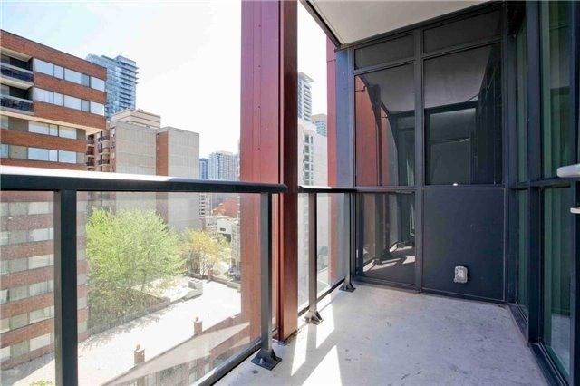 906 - 32 Davenport Rd, Condo with 2 bedrooms, 2 bathrooms and 1 parking in Toronto ON | Image 12