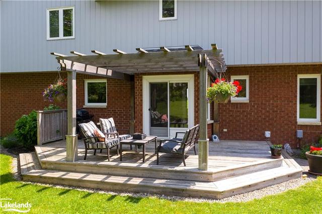 78158 11th Line, House detached with 3 bedrooms, 2 bathrooms and 7 parking in Meaford ON | Image 18