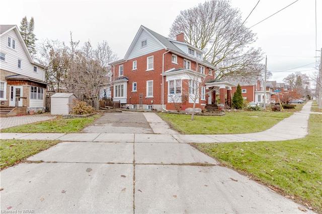 66 Agnes Street, House semidetached with 4 bedrooms, 2 bathrooms and 4 parking in Kitchener ON | Image 12