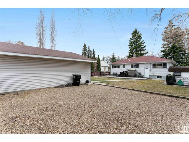 11430 Tower Rd Nw, House detached with 5 bedrooms, 2 bathrooms and 6 parking in Edmonton AB | Image 44