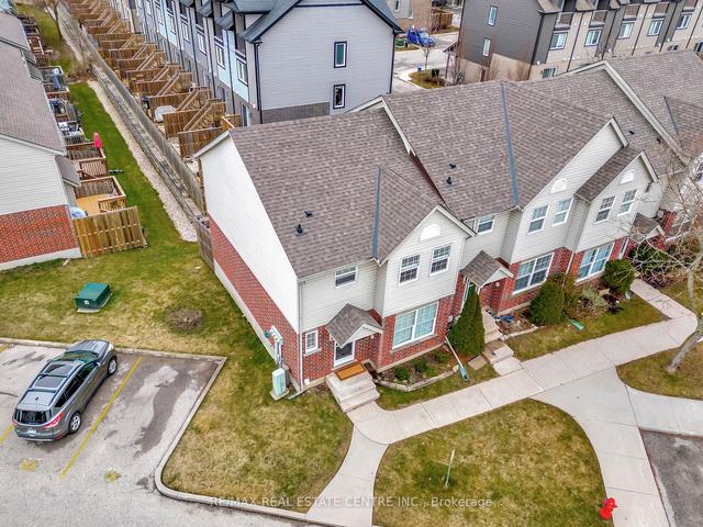 16 - 26 Poplar Dr, Townhouse with 3 bedrooms, 2 bathrooms and 1 parking in Cambridge ON | Image 26