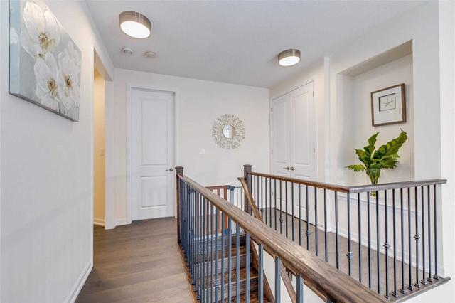 3295 Charles Fay Passage, House detached with 4 bedrooms, 4 bathrooms and 2 parking in Oakville ON | Image 6
