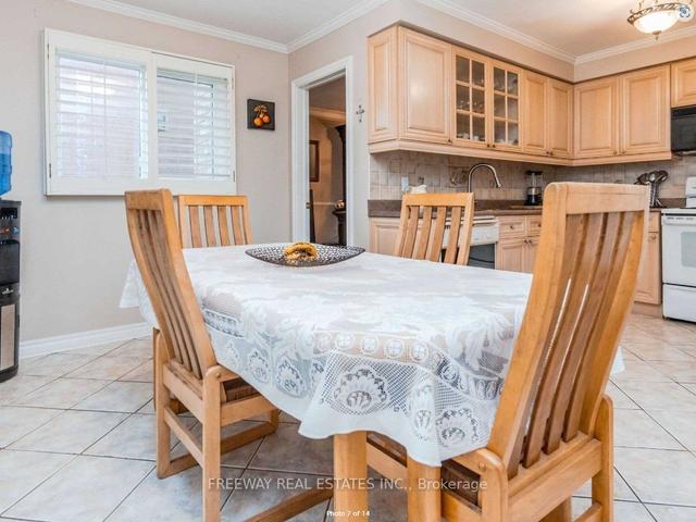 138 Major William Sharpe Dr, House detached with 3 bedrooms, 4 bathrooms and 7 parking in Brampton ON | Image 12