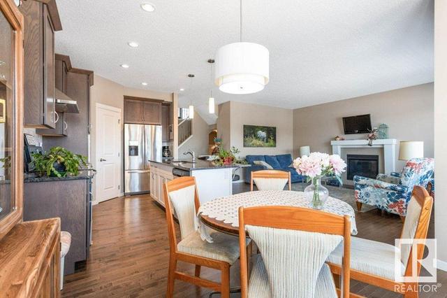 809 Northern Harrier Ln Nw, House detached with 3 bedrooms, 2 bathrooms and null parking in Edmonton AB | Image 2