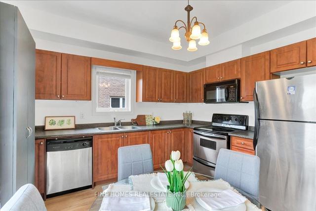 50 Humber St, House detached with 3 bedrooms, 3 bathrooms and 5 parking in Barrie ON | Image 22