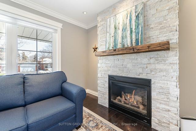 26 Hartsdale Dr, House detached with 3 bedrooms, 3 bathrooms and 4 parking in Toronto ON | Image 24
