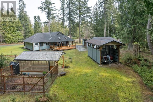 aerial view of back yard facing home | Image 59