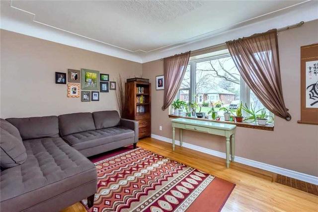 37 East 41st St, House detached with 3 bedrooms, 1 bathrooms and 3 parking in Hamilton ON | Image 36