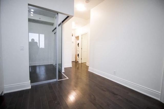 803 - 23 Glebe Rd, Condo with 2 bedrooms, 2 bathrooms and 1 parking in Toronto ON | Image 25