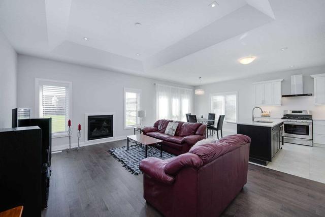 179 Summerset Dr, House detached with 2 bedrooms, 2 bathrooms and 4 parking in Barrie ON | Image 8