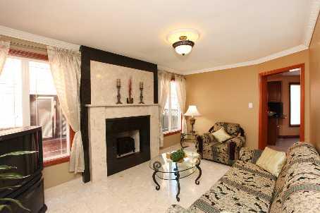 58 Royal Garden Blvd, House detached with 4 bedrooms, 4 bathrooms and 6 parking in Vaughan ON | Image 5