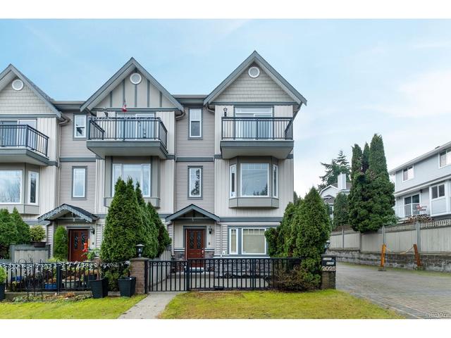 1 - 2025 Clarke Street, House attached with 4 bedrooms, 3 bathrooms and 1 parking in Port Moody BC | Image 3