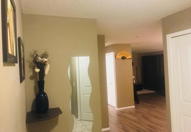 1201 - 8810 Royal Birch Boulevard Nw, Condo with 2 bedrooms, 2 bathrooms and 1 parking in Calgary AB | Image 2