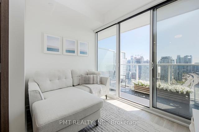 4512 - 17 Bathurst St, Condo with 1 bedrooms, 1 bathrooms and 0 parking in Toronto ON | Image 5