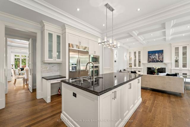 66 Kingsdale Ave, House detached with 4 bedrooms, 5 bathrooms and 5 parking in Toronto ON | Image 8
