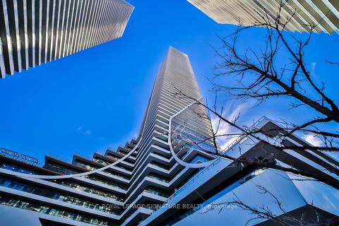 913 - 30 Shore Breeze Dr, Condo with 3 bedrooms, 2 bathrooms and 2 parking in Toronto ON | Card Image