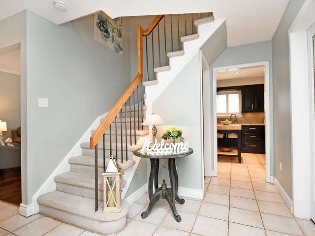 54 Madelaine Cres, House detached with 4 bedrooms, 4 bathrooms and 8 parking in Brampton ON | Image 37