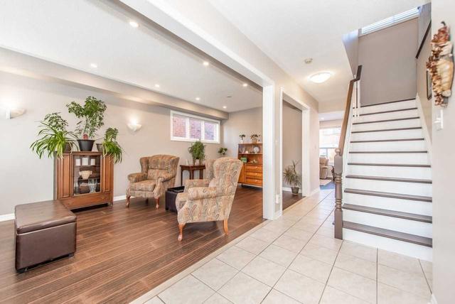 1272 Pepperbush Pl, House detached with 3 bedrooms, 4 bathrooms and 4 parking in Oakville ON | Image 32